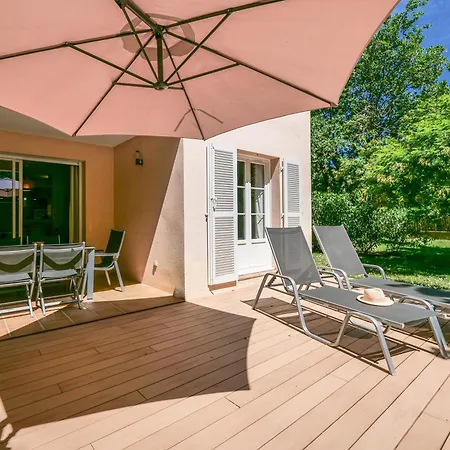 Reves Du Sud A Pied Et Tropez V *